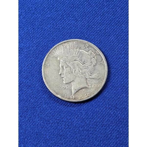 1922- D U.S. Silver Peace Dollar
