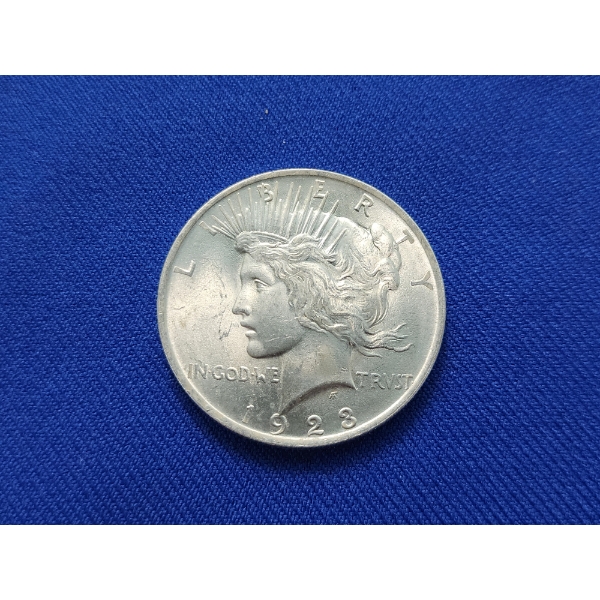 1923 90% Silver Peace Dollar in Excellent Condition