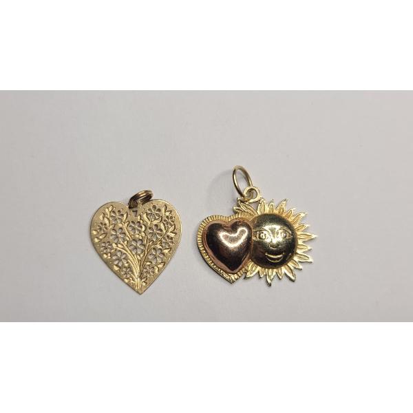 14K Gold Heart-shaped Floral Openwork Pendant & 14K Gold Two-Tone Celestial Pendant - Weight: 2.1g