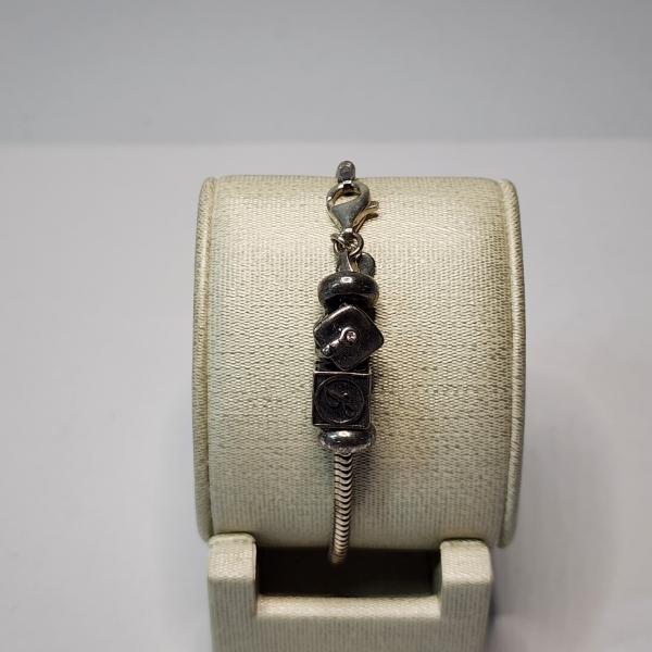 Sterling Silver Bracelet with "J" Charm 7" - Weight: 14.4 Grams 