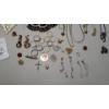 Image 5 : Assorted Jewelry Pieces & Jewelry Making Pieces