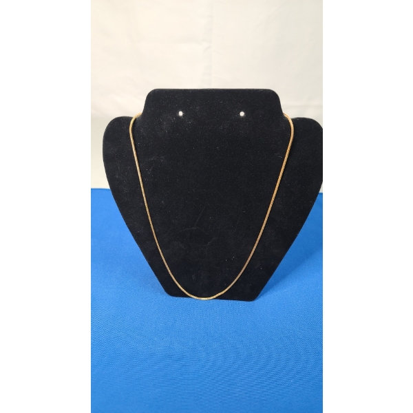 14K Gold Necklace - Weight: 7.8g