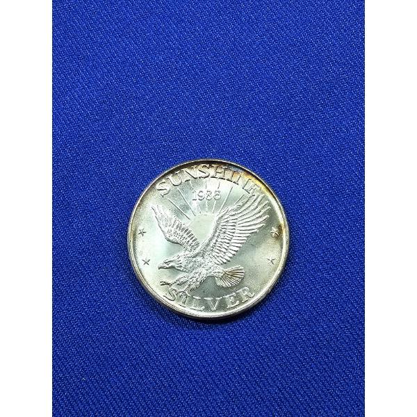 1986 Sunshine Mining 1 oz .999 Fine "Eagle" Silver Round 