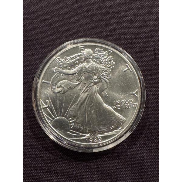 1989 United States American Silver Eagle .999 Fine Silver Troy Ounce Coin - Excellent Condition