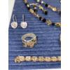 Image 3 : Lots of Beautiful Costume Jewelry! - 6 Necklaces - 2 Bracelets - 2 Sets of Earrings - 1 Ring