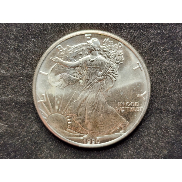 1990 American Eagle 1 Oz Fine Silver Dollar Bullion Round 