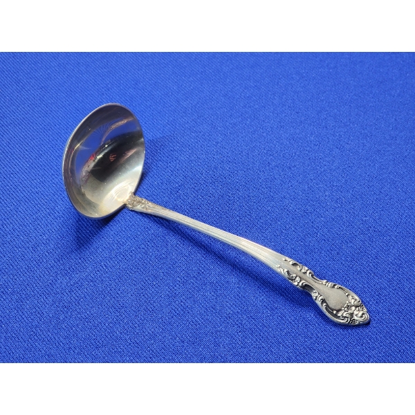 Gorham Melrose Sterlig Silver Sauce Ladle - TW: 35.8g