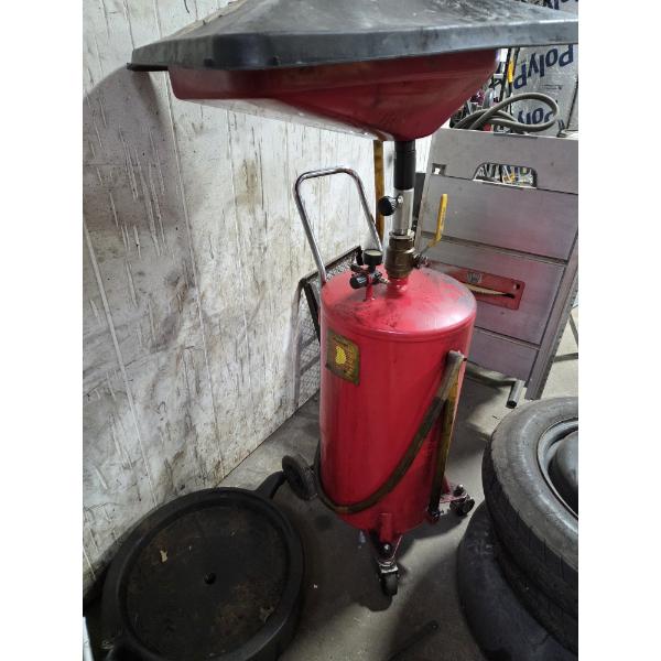 Pick Up Is Off Site- 115 Ely St. Alliance Oh. Professional Oil Drain And Fluid Evacuator