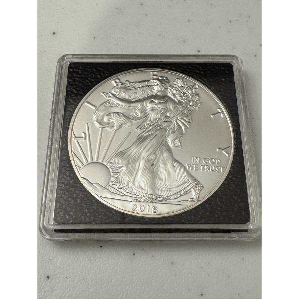 2016 United States Silver Eagle .999 Fine Silver Troy Ounce In Holder - Mint Condition
