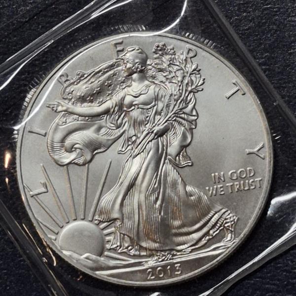 2013 United States Silver 1 Oz .999 Silver Eagle Uncirculated