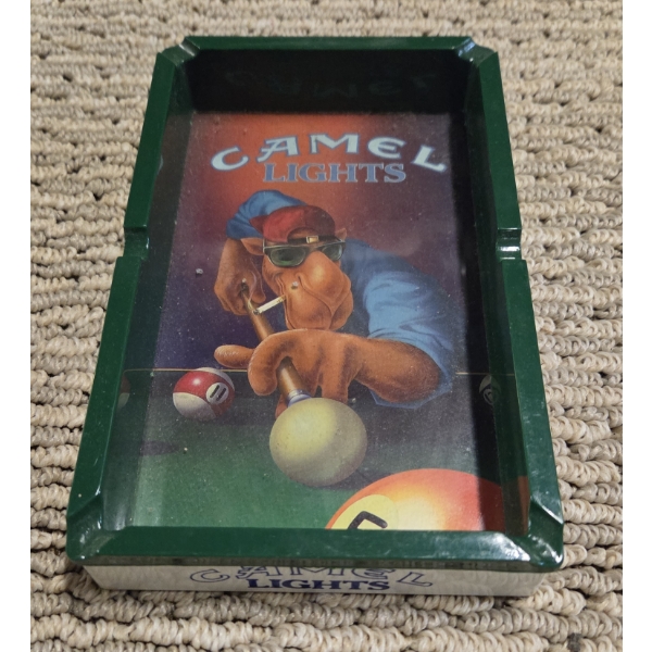 Collectable 1992 Plastic Camel Pool Table Ashtray