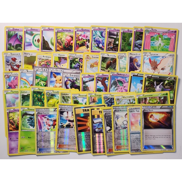Large Assortment of 50 Vintage Pokemon Trading Cards 