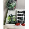 Image 4 : 100 Piece Military Playset - Hills Exclusive - Tanks - Airplanes - Army Guys - Trees - Flag