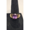Image 1 : 14K Yellow Gold Women's Ring With Amethyst - Size 6 - Weight: 4.4g