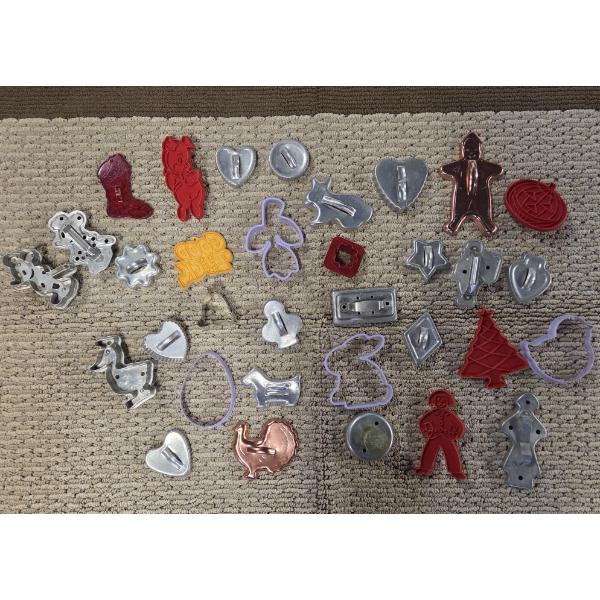 Vintage Cookie Cutter Group, Including 4'' Mickey & Minnie Mouse Collectable Tin Cookie Cutters!