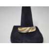 Image 1 : Incredible Two-Tone 14K Gold Ring - Size 11 - Total Weight: 7.1g