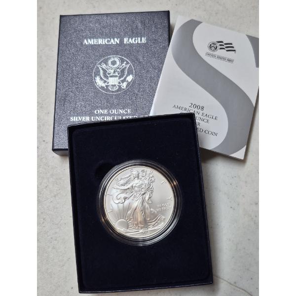 2008 1 Troy Ounce .999 Silver Eagle Uncirculated In US MINT Case / COA