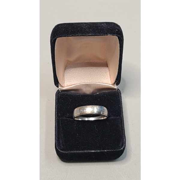 Men's Ring Marked 950 Platinum & 18K Gold 750 - Size 12.5 - Weight: 11.3g
