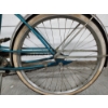 Image 2 : Vintage SEARS Ladies Spaceliner Bicycle 24in Wheels