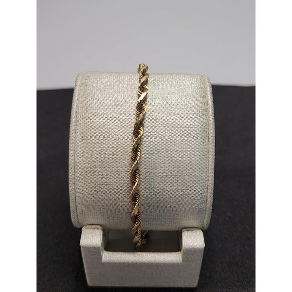 14K Gold Twist Chain 8" Bracelet Total Weight" 6.9g