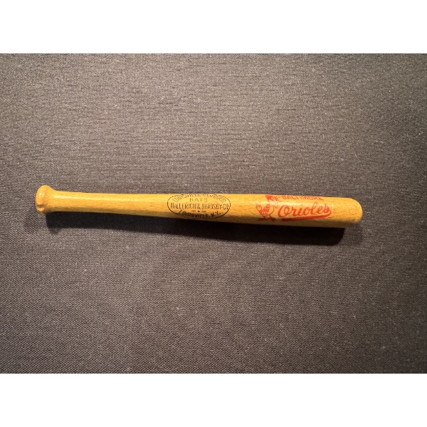 Vintage Mini Baltimore Orioles Wood Louisville Slugger Logo Advertising Bat - Mint Condition