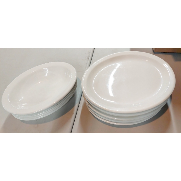 RESTAURANTEURS - Heavy Duty Porcelain Oval Serving Platters (7) & Oval Salad Serving Bowls (5)