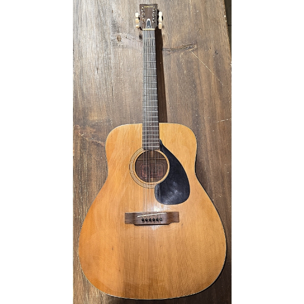Yamaha Guitar