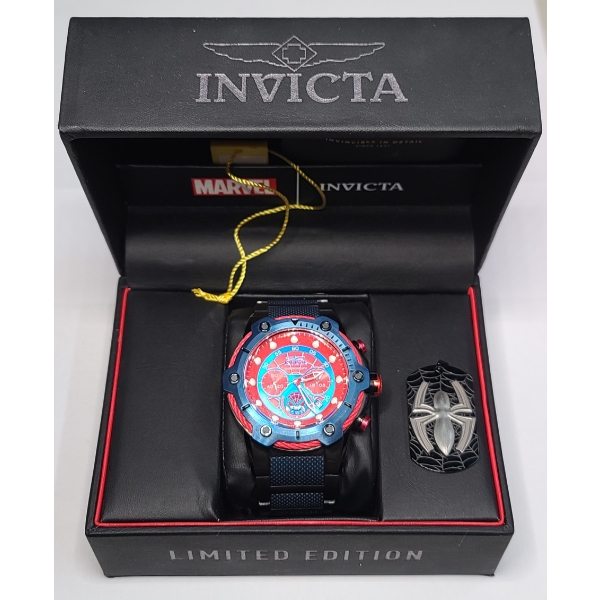 Invicta Men's 25782 Marvel Spider-Man Limited Edition Chronograph Watch & Marvel Spider-Man Pendant
