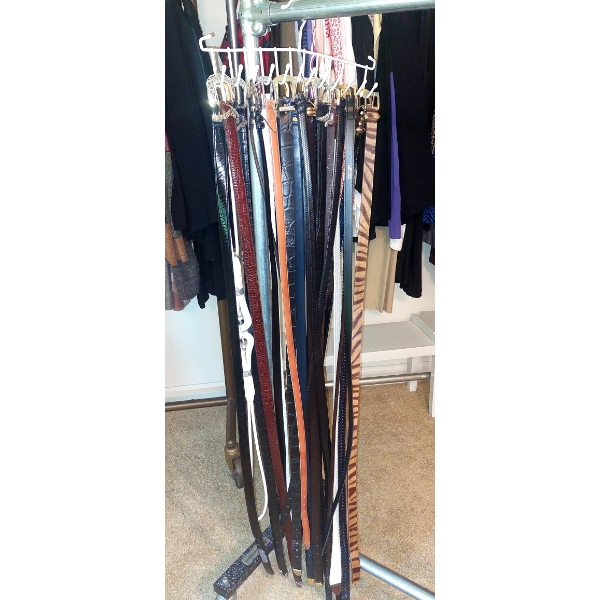 Great selection Of Women's High Quality Belts - Various Sizes Mostly Plus Sizes - See Pics