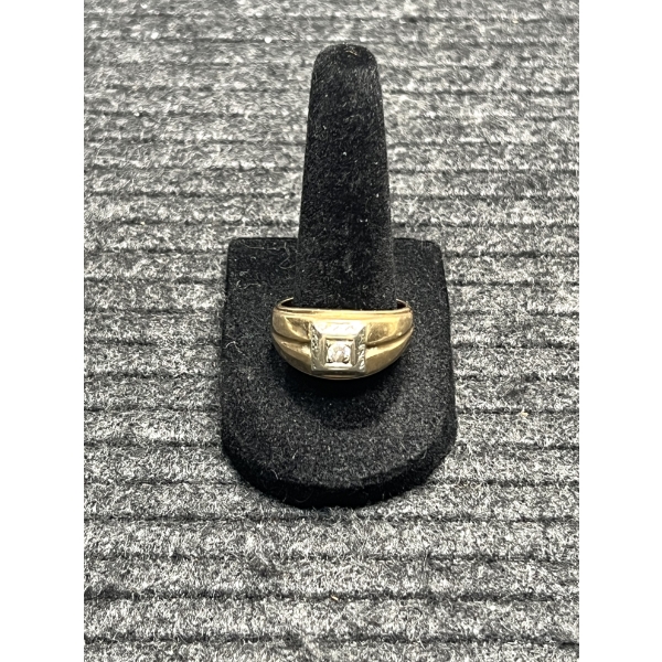 10K Diamond Ring
