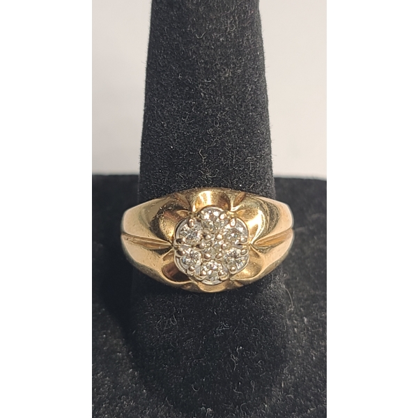 Vintage Men's 14K Yellow Gold Daisy Diamond Cluster Ring - Size 7.5 - Weight: 5.1g