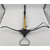 Image 2 : Crossbow with 6 Arrows
