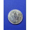 Image 4 : 1 oz .9999 Fine Silver 1990 Canadian Maple Leaf ft. Queen Elizabeth II - $5 Coin