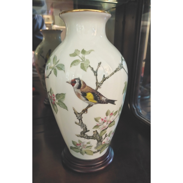 11 1/2"  Porcelain Golden Tanager Vase - Design Continues Completely Around - Both Sides Perfect