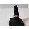 Image 1 : 14K Yellow Gold Ring with Heart-Shaped Setting - Size 7.5 - TW: 2.9g