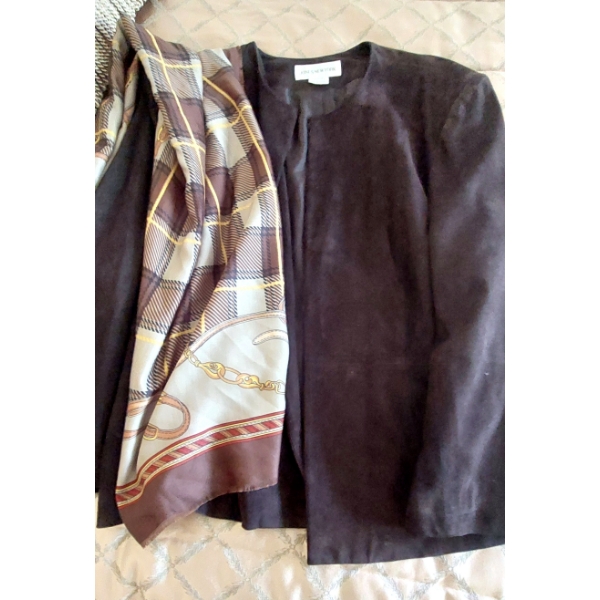 Ladies Jacket & Scarf - "Jones" New York - High End Clothier - See Pics