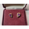 Image 2 : 14K Gold Stud Earrings with Purple Gemstones - Total Weight: 2.8g