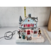 Image 5 : Collectible Avon Holiday Splendor Lighted Fiber Optic House - Working & Excellent Condition! 