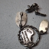Image 6 : Lot of Sterling Silver Vintage Items: Thimbles, Pins, Tinker Bell & Horseshoe Pendant - TW: 19.5g