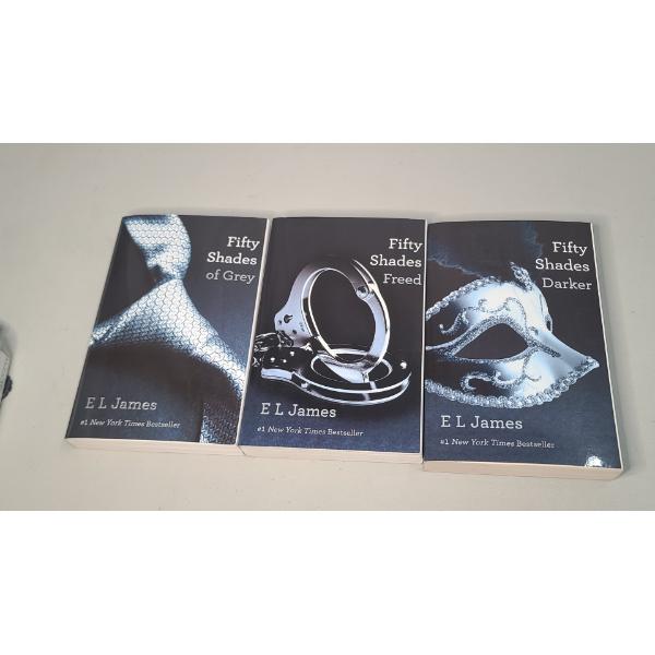 E L James Fifty Shades Books - Fifty Shades Grey, Freed & Darker 