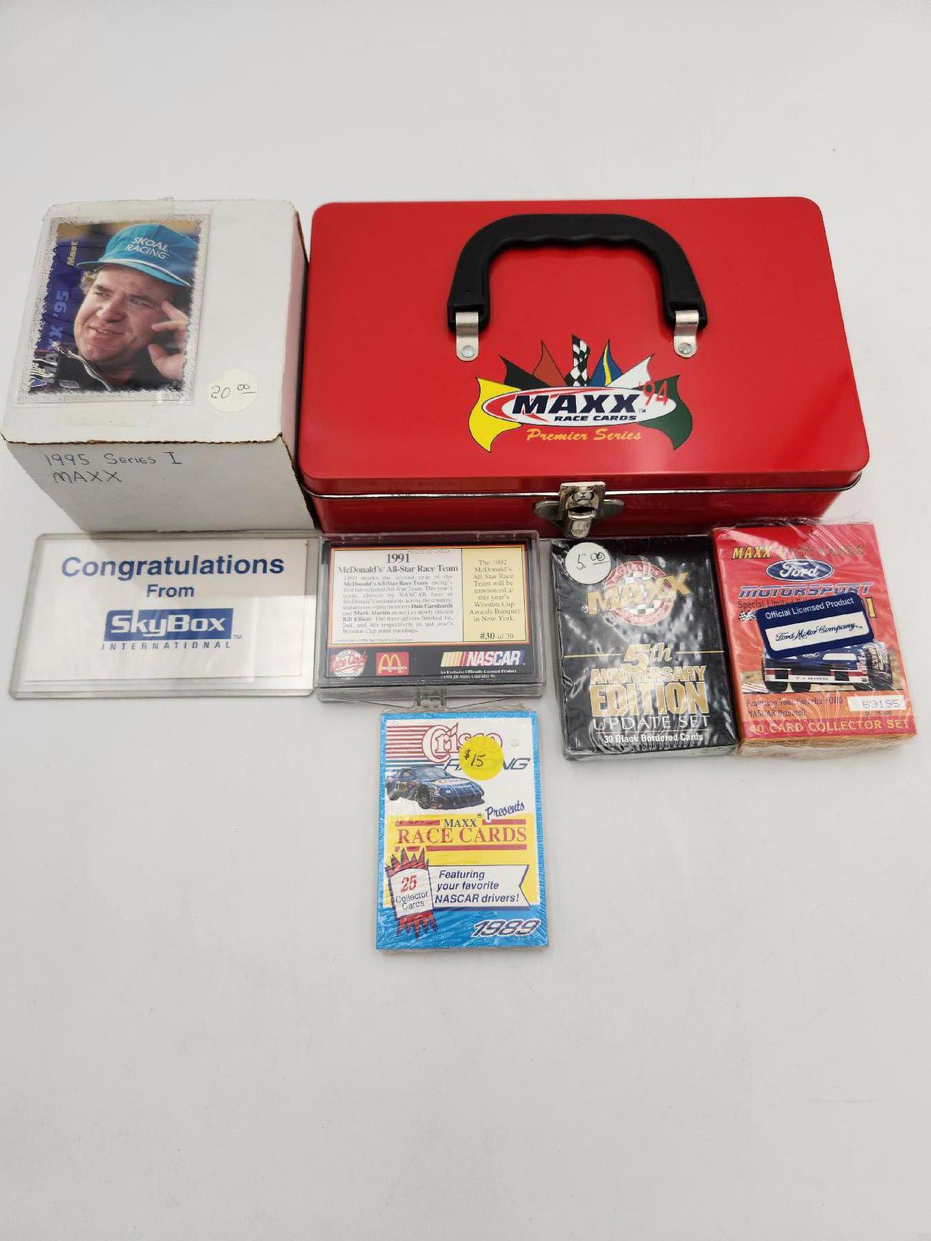 Lot Of Assorted Nascar Trading Cards Including 1995 MAXX Series Lot Of Assorted Nascar Trading Cards Including 1995 MAXX Series