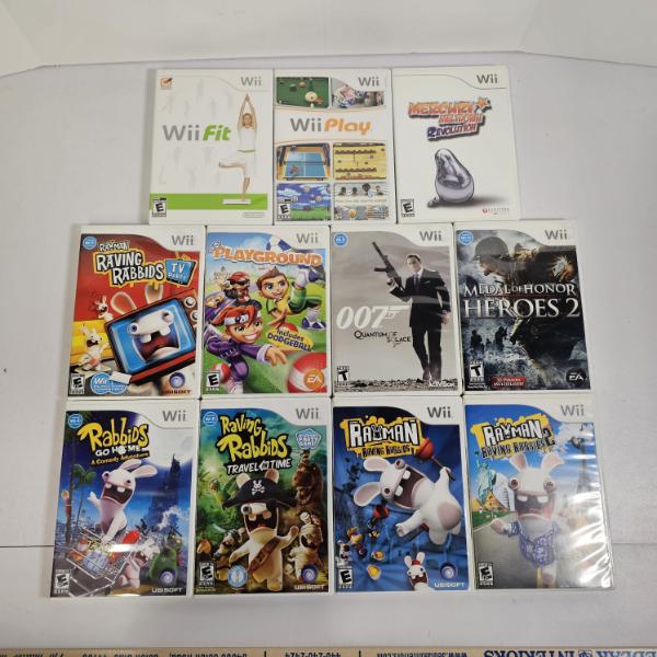 RABBID LOT!!! Assortment of Eleven Nintendo Wii Video Games (see pics)