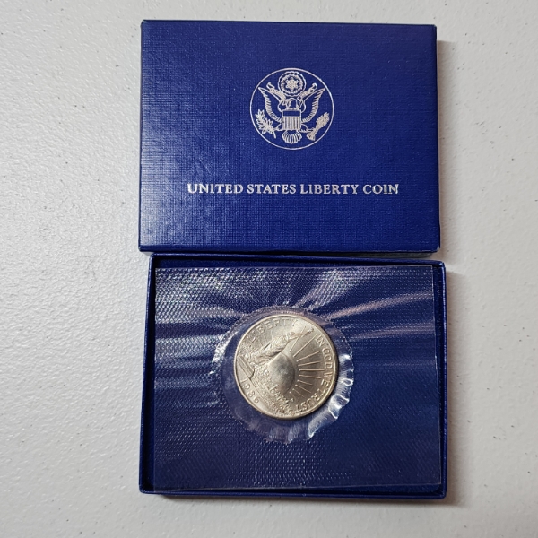 1986 Statue of Liberty Commemorative Half Dollar 