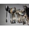 Image 7 : Lot of Silver-Plated Silverware Set with Rogers Bros Storage Chest; TW Silverware: 10.2lbs