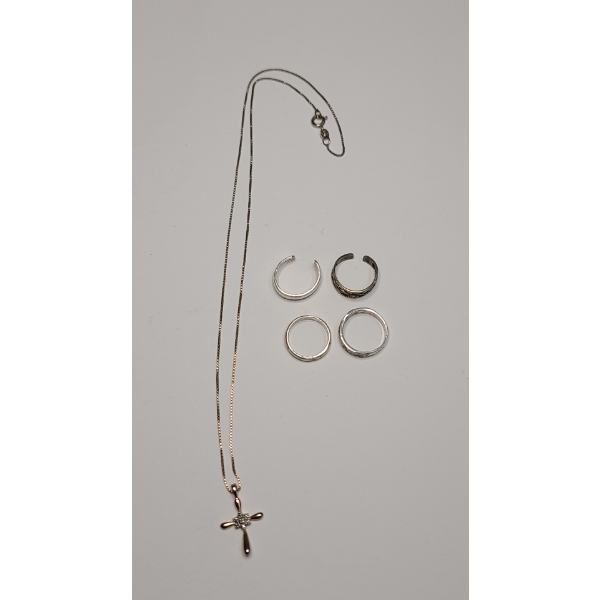 Sterling Silver Cross 19" Necklace With Diamonds & Sterling Silver Rings - Total Weight: 10.4g