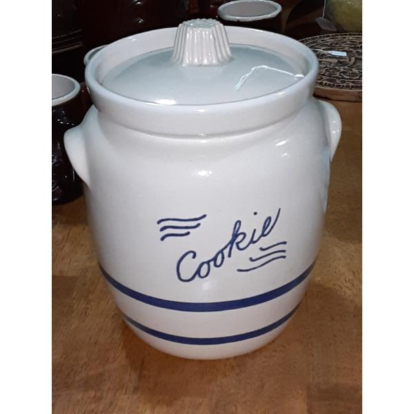 RARE  - OLD  Robinson-Ransbottom / R.R.P. Co Pottery Cookie Jar  - 9" Tall - Perfect!