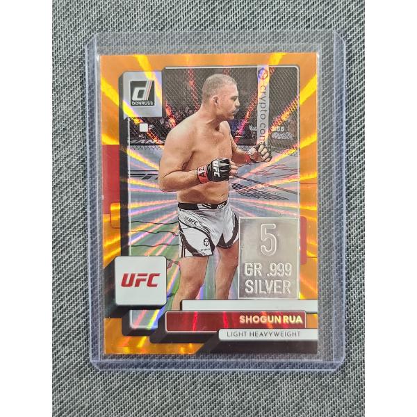 2023 Panini Donruss UFC No.135 Orange With 5 Grains .999 Silver Attached To Card!