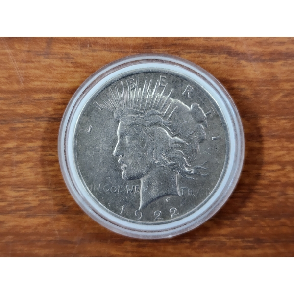 United States 1922 Silver Peace Dollar in Protective Capsule