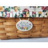 Image 3 : Longaberger Square Cake Basket with Floral Liner, Lid, Stand, Plastic Liner - Excellent Condition! 