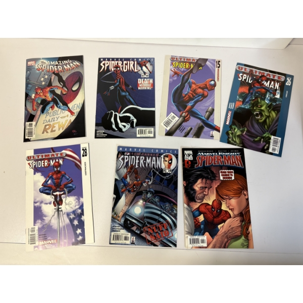 Spider-Man Comic Books - Set of 7 Comics - Marvel Comics - Ultimate Spider-Man - Spider-Girl